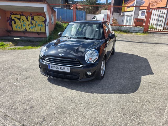 MINI COOPER ONE D  2011