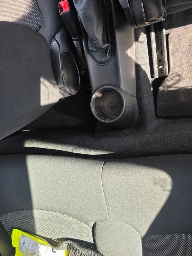 MINI COOPER ONE D  2011