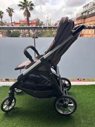 Cochecito Inglesina Aptica con capazo y soporte