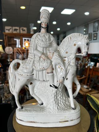 Figura Antigua Cazador Escoces Staffordshire S.XIX
