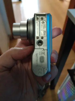 Cámara Digital Nikon COOLPIX L4 4.0 MP