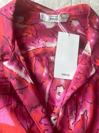 Mono corto Mango estampado fucsia T.36