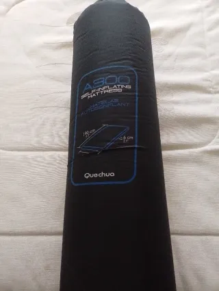Colchoneta autohinchable Quechua A300