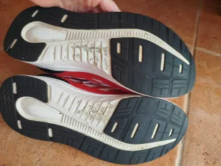 Zapatillas Adidas Rojas Talla 43, originales