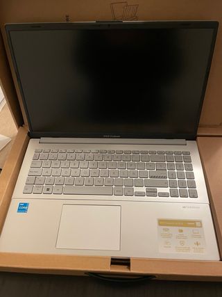 Portátil Asus Vivobook Go Plata