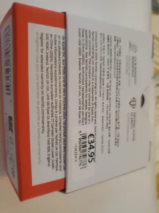 Funda AirPods 4 Tech 21 Transparente