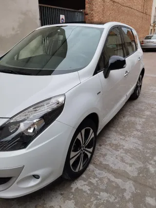 Renault Scenic 2013