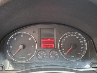 Volkswagen Golf 2004