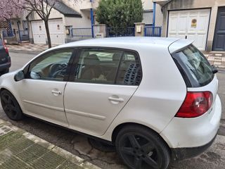 Volkswagen Golf 2004