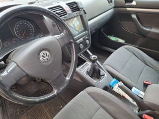 Volkswagen Golf 2004