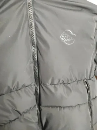 Chaquetón acolchado negro