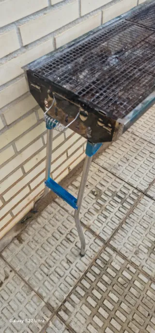 Barbecue/Grill pieghevole in metallo