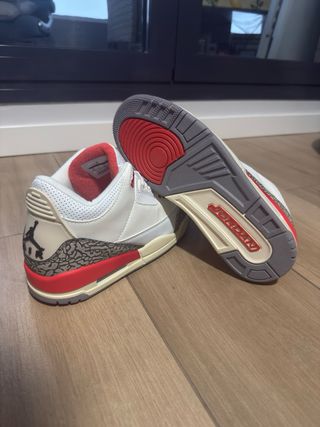 Jordan Retro 3 Rojas y Blancas