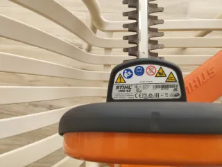 Tagliasiepi elettrico STIHL HSE 42