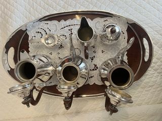 Bandeja con juego café/té plateado