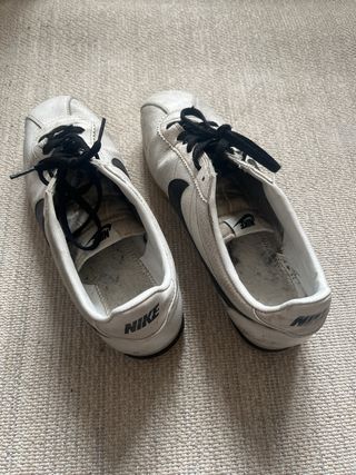 Zapatillas Nike Cortez Blancas y Negras