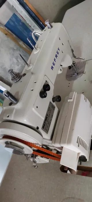 Máquina de coser Refrey 417 Industrial