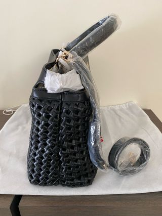 Bolso GUESS Negro nuevo a estrenar