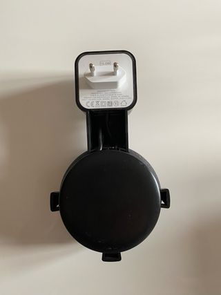 Alexa Echo Dot con soporte