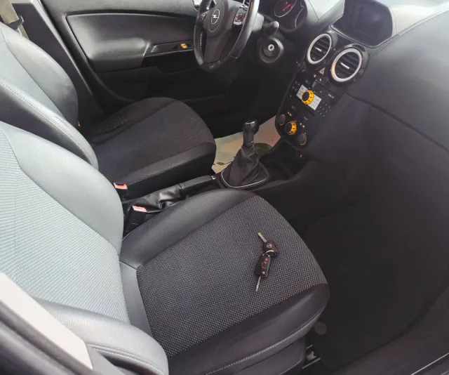 Opel Corsa 2010