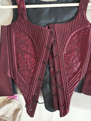 Corpiño vintage bordado