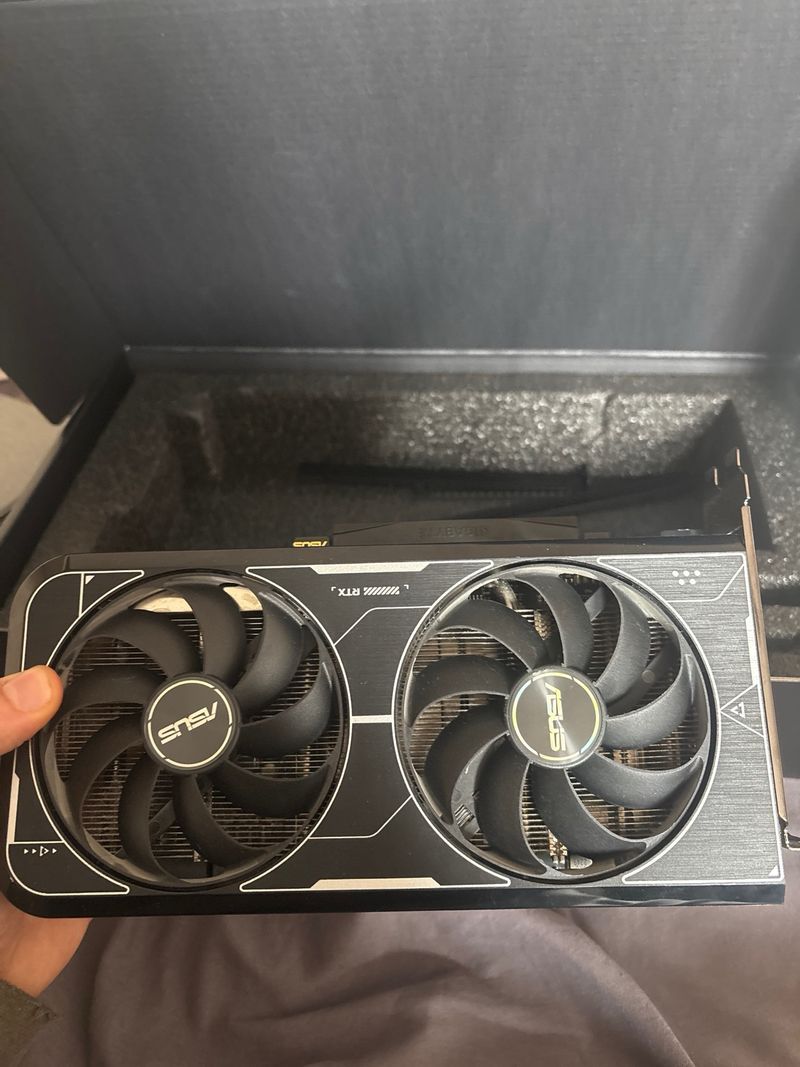 Gigabyte RTX 3060 Ti - Buen Estado afbeelding 2