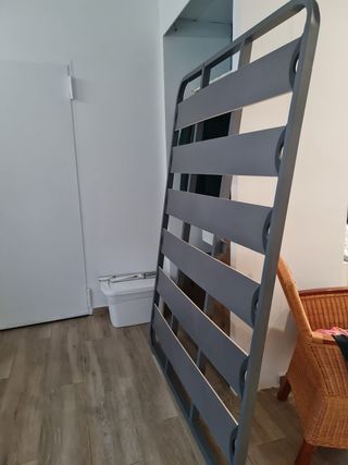 Somier lamas 135x190 con patas nuevo