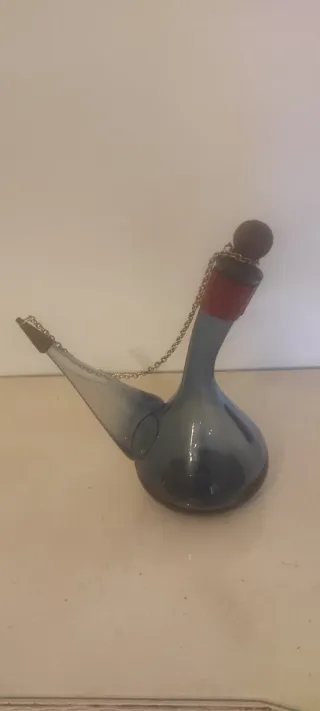 Porrón vintage de cristal azul