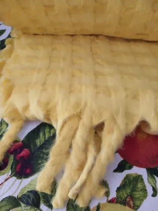 Bufanda Desigual Amarilla nueva