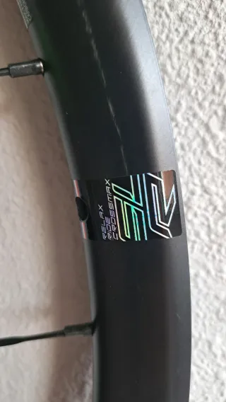 Rueda trasera carbono Mavic SLR