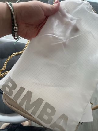 Bolso Bimba y Lola blanco y dorado