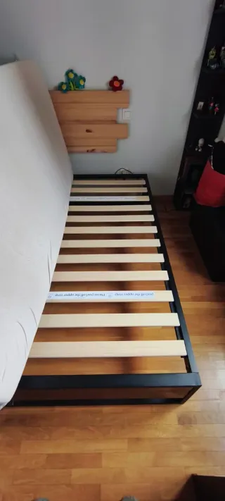 Cama 90cm Somier + Colchón regalo