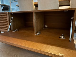 Mueble TV 140 madera maciza