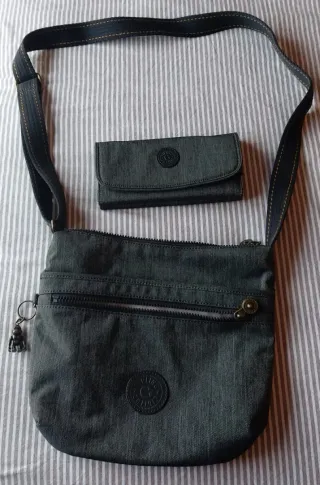Bolso y cartera Kipling tejano oscuro