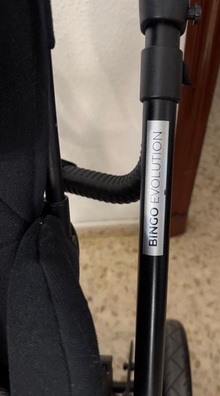 Silla postural Bingo Evolution. Color negro .