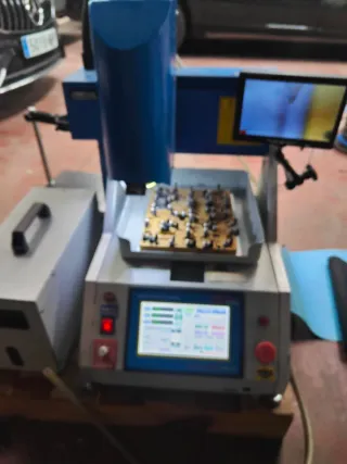Maquina CNC para moviles