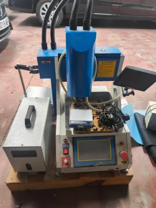 Maquina CNC para moviles