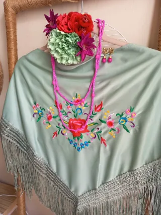 Mantón Flamenco Bordado niña