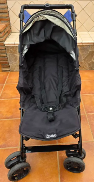 Silla de paseo infantil negra Arrue mod. Nano
