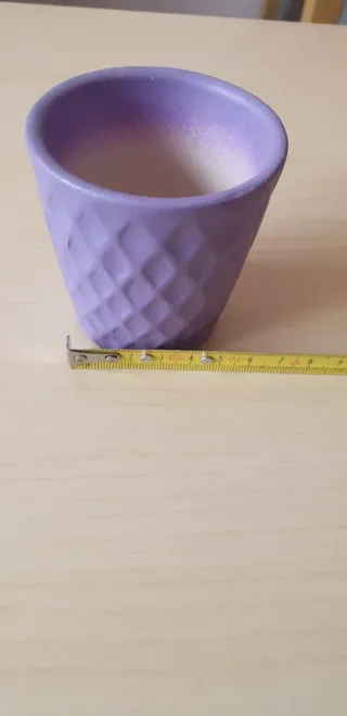 Vasetto in ceramica viola