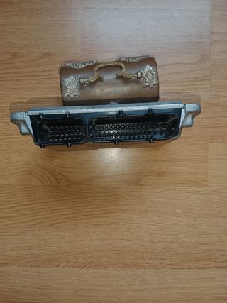 Centralita Audi A4 B5 1.9TDI Bosch 038 906 018 S