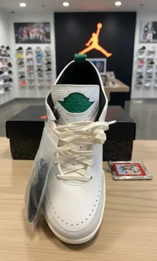 Nike Air Jordan 2 Retro Low SE Blanco y Verde