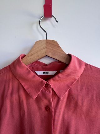 Camisa Uniqlo Coral Mujer