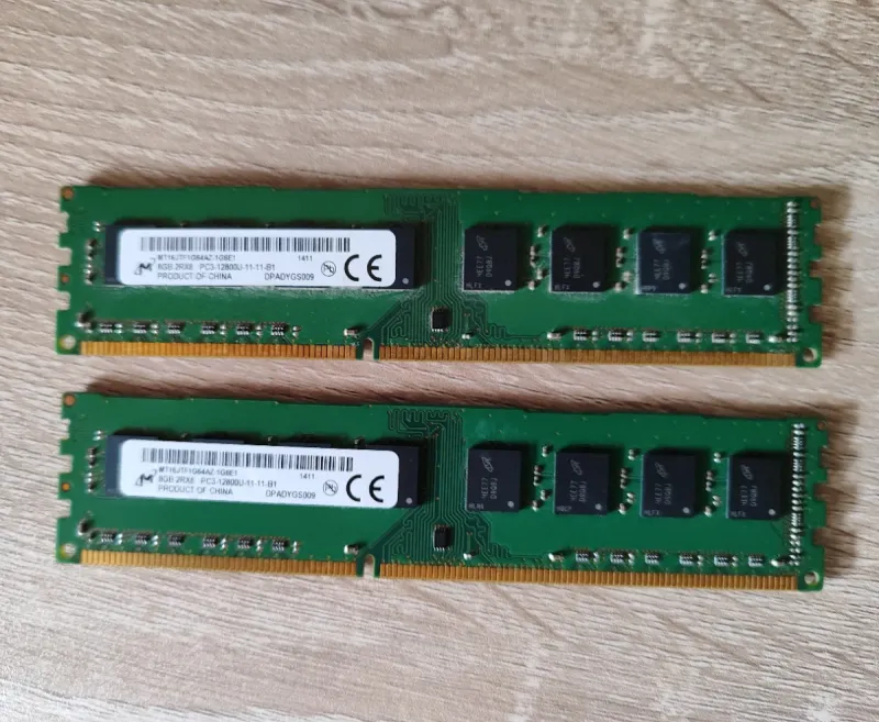 2x Módulos RAM Micron DDR3 8GB 1600MHz CL11