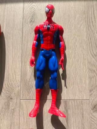 Muñecos Marvel Capitán América, Hulk, Thor, Iron M