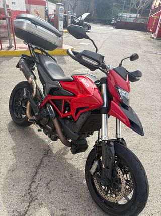 Ducati Hypermotard 939