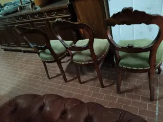 Tavolo Ovale Vittoriano con 6 Sedie