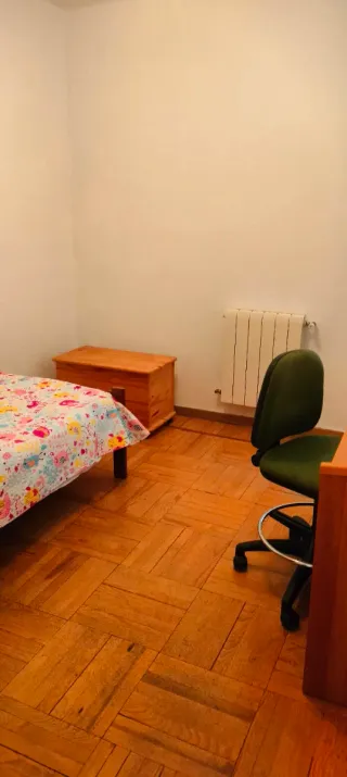 Alquilo piso a 5 minutos andando al centro