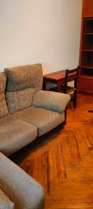 Alquilo piso a 5 minutos andando al centro