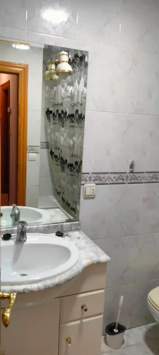 Alquilo piso a 5 minutos andando al centro